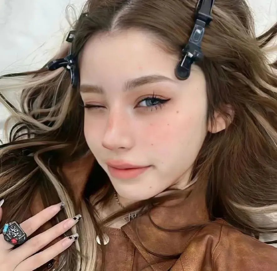 舞向死亡的少女